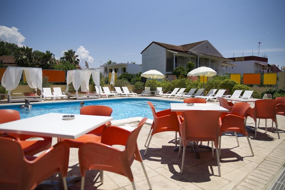 Kavos Central Gardens Exterior foto